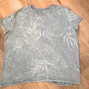 RVCA soft women’s TEE. Size Large